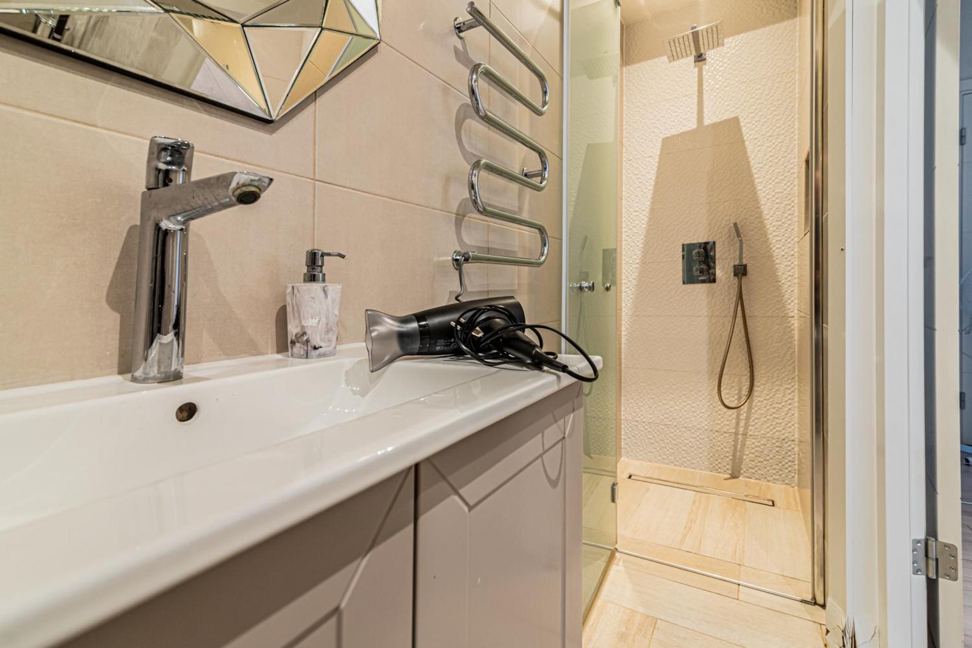 Stylish Old Town Apartment Riga Luaran gambar
